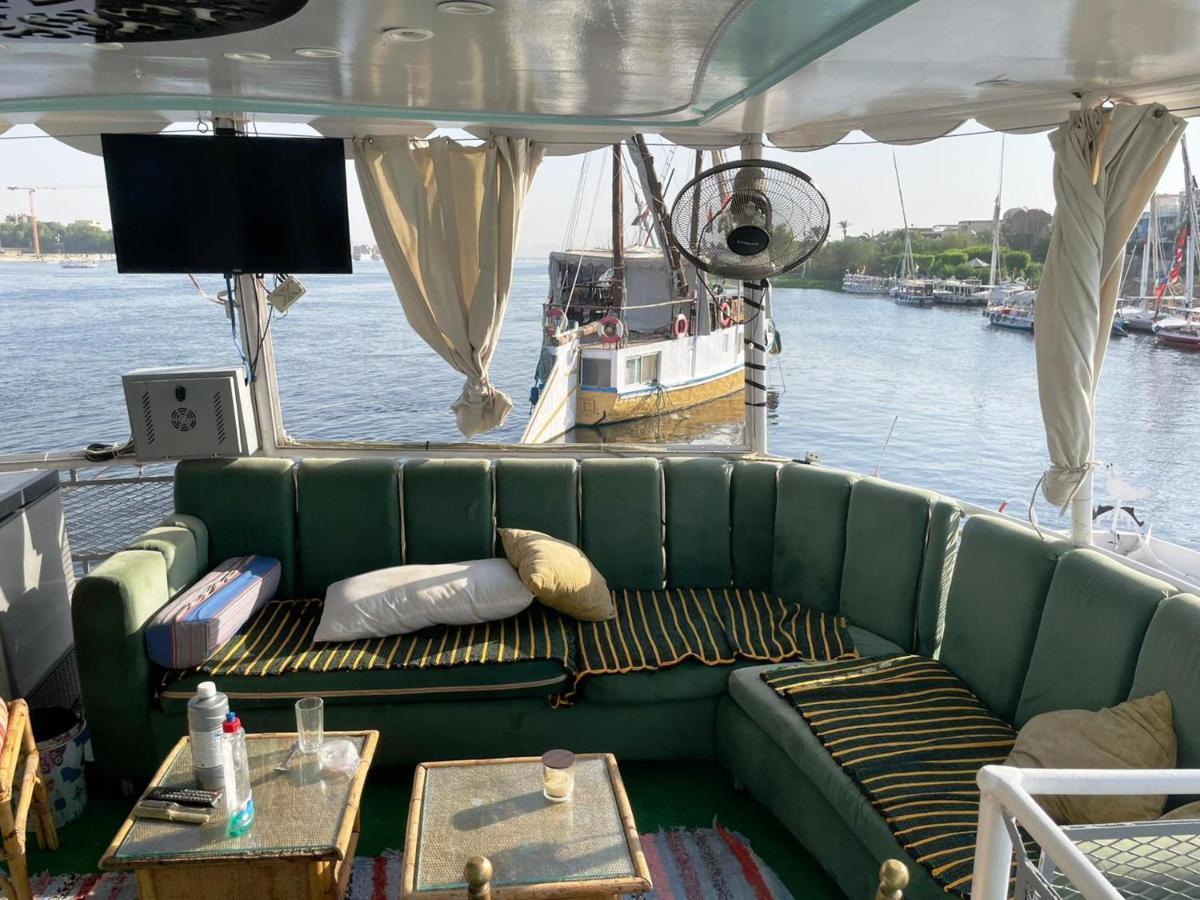 Floating Hotel- Happy Nile Boat Луксор Екстер'єр фото