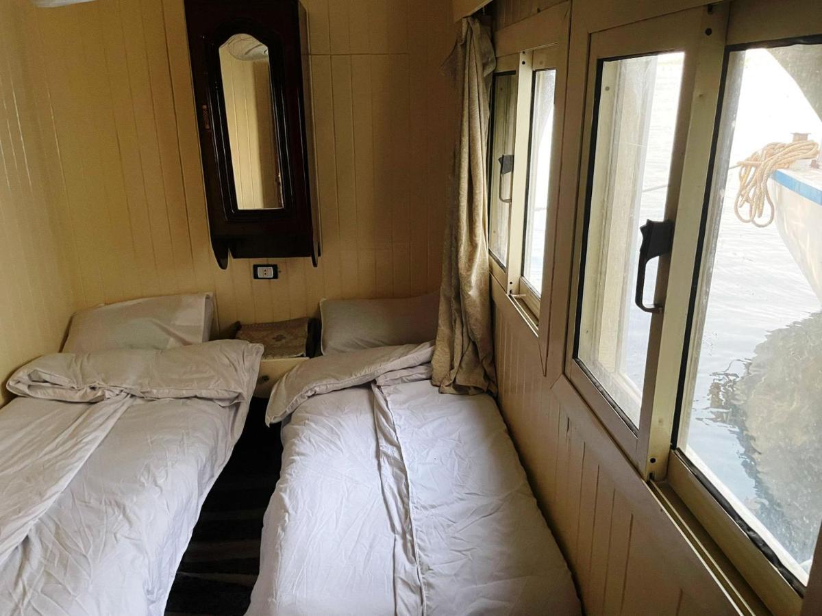 Floating Hotel- Happy Nile Boat Луксор Екстер'єр фото